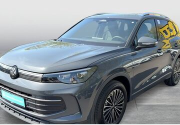 VW Tiguan 3.762 km 39.555 &euro; Dortmund 44379