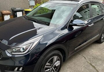 Kia Niro 81.000 km 17.000 &euro; Dortmund 44143