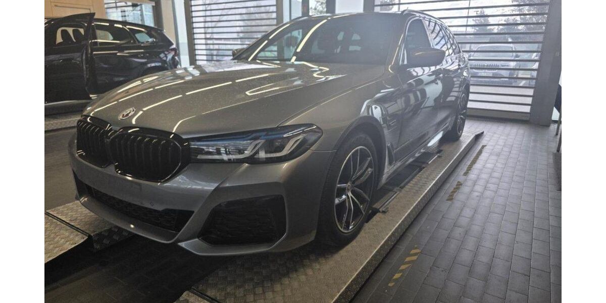 BMW 530 61.449 km 37.510 &euro; Hagen 58091