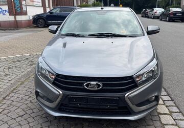 Lada Vesta 99.000 km 6.999 &euro; Gelsenkirchen 45879