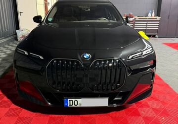 BMW 740 25.500 km 92.900 &euro; Dortmund 44145