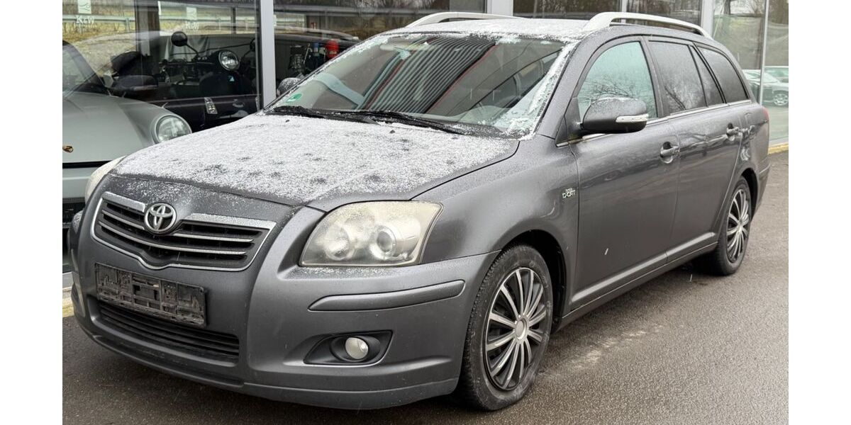 Toyota Avensis 268.000 km 1.290 &euro; Schwerte 58239