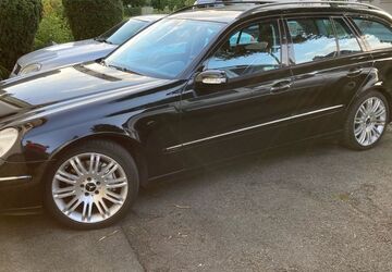 Mercedes-Benz E 200 173.500 km 4.750 &euro; Dortmund 44227