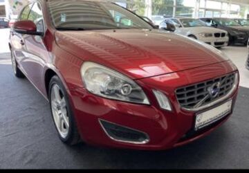 Volvo V60 210.000 km 8.500 &euro; Hattingen 45527
