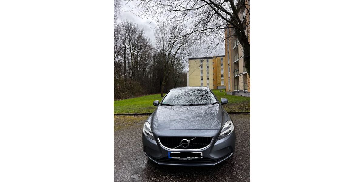 Volvo V40 97.000 km 12.550 &euro; Dortmund 44149