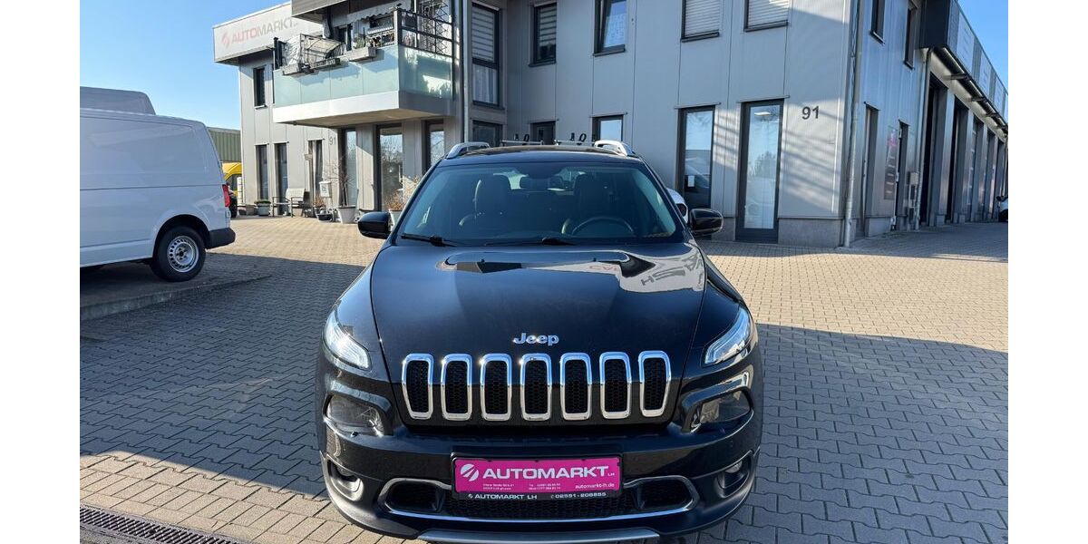 Jeep Cherokee 195.000 km 9.990 &euro; Lüdinghausen 59348