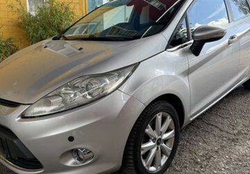 Ford Fiesta 85.000 km 4.490 &euro; Dortmund 44263