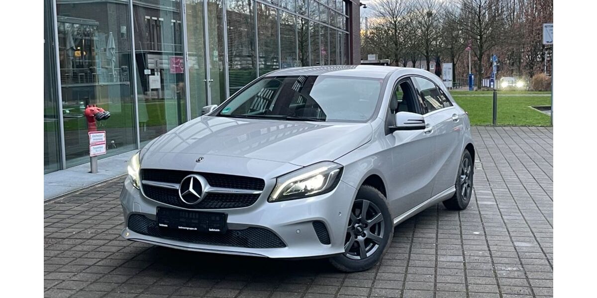 Mercedes-Benz A 180 104.000 km 15.990 &euro; Gelsenkirchen 45899