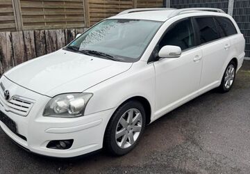 Toyota Avensis 349.530 km 2.350 &euro; Bochum 44807
