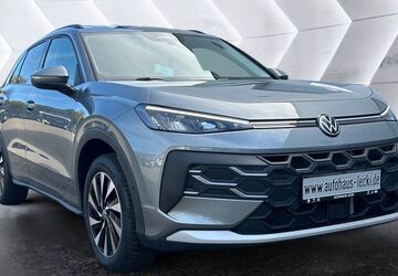 VW T-Roc 25.216 km 27.990 &euro; Dortmund 44263