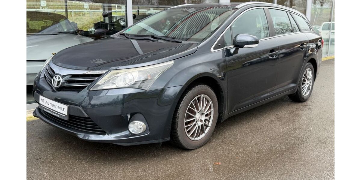 Toyota Avensis 165.000 km 6.999 &euro; Schwerte 58239