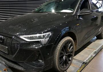 Audi e-tron 76.330 km 36.620 &euro; Hagen 58091