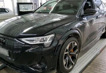 Audi e-tron 46.691 km 41.202 &euro; Hagen 58091