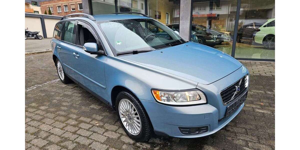 Volvo V50 235.000 km 2.899 &euro; Altena 58762