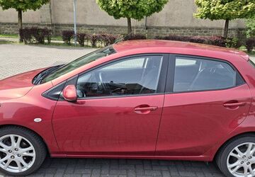 Mazda 2 175.081 km 3.300 &euro; Dortmund 44329