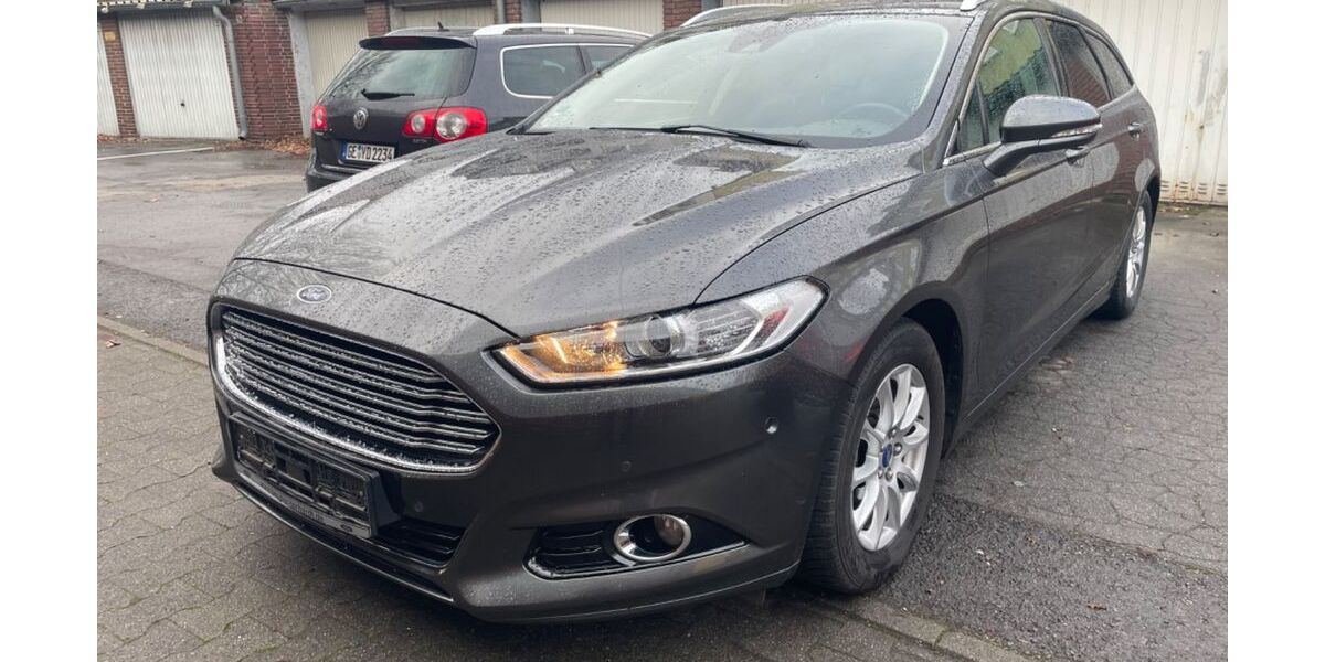 Ford Mondeo 152.100 km 8.450 &euro; Gelsenkirchen 45881