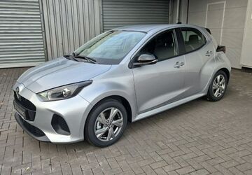 Mazda 2 Hybrid 2.334 km 25.490 &euro; Datteln 45711